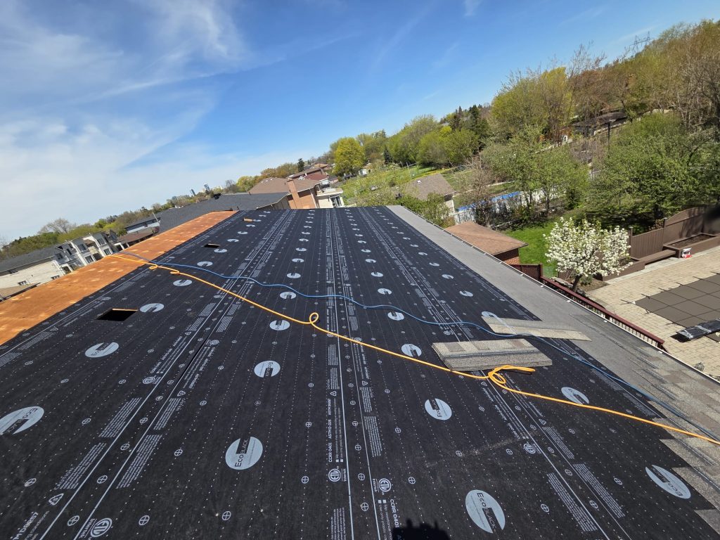 new Shingle Roof installation
