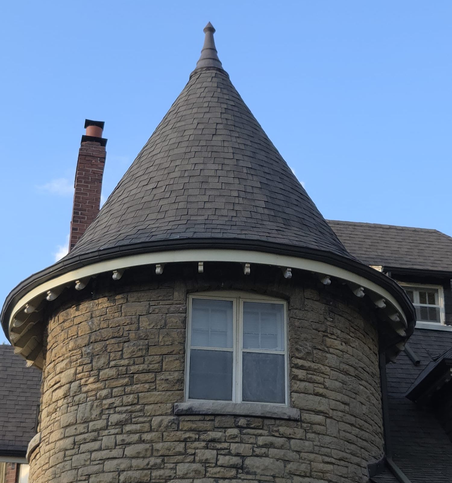 roofing services in the GTA by Miki Roofing Ltd